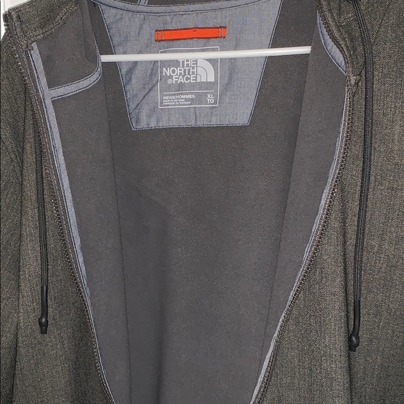 North face hoodie - Picture 4 of 4